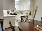 2 Beds - Oakpoint Apartments