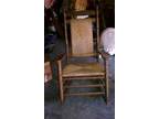 Antique rocking chair BEAUTIFUL! - $79 (RUTHER GLEN)