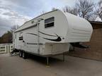 By Owner! 2005 30ft. Flagstaff Forest River w/slide