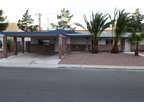 Central Las Vegas- Large Home w/Casita