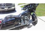 2007 Street Glide FLHX 6400miles 1st Owner mint condition