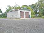 $2200 / 2525ft² - Large Commercial Building with 14' Overhead Doors, Offices