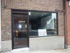 $600 / 550ft² - Commercial space - 1 block to UC in high-traffic area