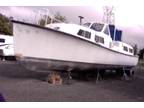 1984 1984 40' x 12' x 3'6" Willard Fiberglass Crew Boat/Cruiser c/w Cradle Boat
