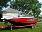 Super deal for 2005 Mastercraft X Star 220 Wakeboard Boat