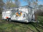 2009 like new 26' concession trailer food hot dog complete & with