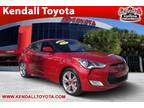 2016 Hyundai Veloster Base 3dr Coupe DCT w/Yellow Accent Interior