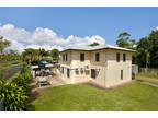 14 bedroom in Cairns North QLD 4870
