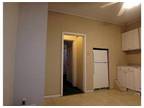 Columbia, prime location Six BR, House. Washer/Dryer Hookups!