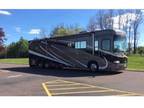 2007 Country Coach Allure 470 (in Eau Claire, WI)