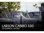 Larson Cabrio 330 Express Cruisers 2004
