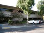3205ft² - SPACE in WELL LOCATED OFFICE PARK with NEW LOBBY & BATHROOMS!
