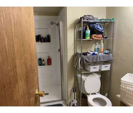 Private Room Sublease Jan 1, 2022 in Whitewater WI is a Home