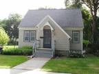 $900 / 3br - 915 S. Fancher - 3 bed, 1.5 ba