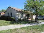 $2600 / 2br - 960ft² - Cute Two Bedroom House in Friendly Acres Neighborhood