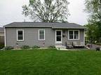 985 Valleyview Dr, Marion, IA