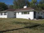 $900 / 3br - 3 bed 1/2 bath 2 car garage East of 8th & Gage [phone removed]...