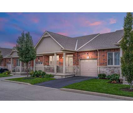 Downsize w/ Flair &amp; Functionality in Binbrook - 2 bed 2.5 bath at 6 Hillgartner Lane, Binbrook, On in Hamilton ON is a Flat