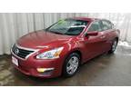 2015 Nissan Altima Red, 116K miles