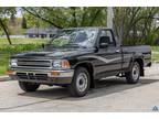 1990 Toyota Pickup 2WD Deluxe Regular-Cab Pickup