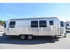2016 Airstream Flying Cloud 28 Twin 27ft