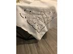 Xia Home Fashions Daisy Embroidered Table Cloth