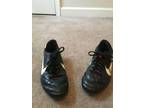 NIKE Youth Kids Sports Cleats Sz 5.5 Multi Color Shoes