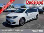 2018 Chrysler Pacifica Hybrid Limited 75895 miles