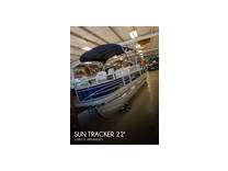 Sun tracker dlx fishing barge pontoon boats 2021