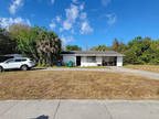 6006 5th St E Bradenton, FL