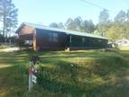 815 W Hiawatha St Metter, GA