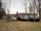 656 S Hubbard Rd Lowellville, OH