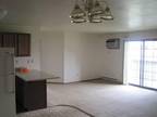 $485 / 2br - Great location