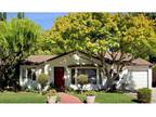 $4300 / 3br - 1386ft² - Mid-town Palo Alto House w/ Pool