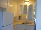 $1450 / 1br - GREAT location: walk to shopping and transportation
