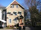 $750 / 2br - POPLAR STREET...."RENOVATED" 3rd floor apartment