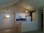 $2700 / 2br - 1070ft² - 2 Bed 2 Bath laundry inside, pvt garage