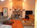 $1200 / 2br - 1066ft² - Nicely Remodeled Ranch Home in Quiet Location