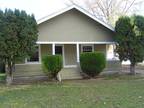 $875 / 3br - 1450ft² - **3br/1ba House/ Single Level/ Huge Yard/ Carport/ WD