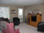 $685 / 2br - ft² - Open House Tues. 4-6pm (Free Heat & Cable) 2 Bd/2 Bath & 2