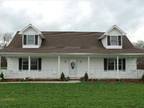 Single Family Dwelling with 4 bdrm 3 bathrooms in Glasgow KY