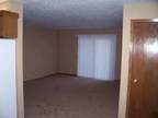 $550 / 1br - Spacious 1 Bedroom / READY TODAY (5010 Emerald Drive) (map) 1br