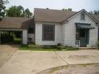 $795 / 4br - 4 Bedroom, 1.5 bath home with Hardwood floors (BEAUMONT) 4br