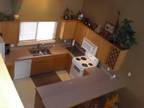 $1195 / 3br - 1875ft² - 3 bdrm/3 BA Upgraded Clean Chalet (Meadow Village