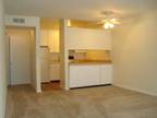 $925 / 1br - 700ft² - Available NOW! No Deposit! West End Location!