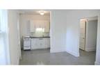 $690 / 2br - Clean, Bright, newly remodeled kitchen & bathroom