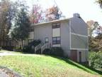 $725 / 2br - UPSCALE AMENITIES, REDECORATED (FORT OGELTHORPE) (map) 2br bedroom