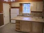 $875 / 2br - 900ft² - Another Jackson's Finest, Belhaven Charmer (Belhaven)