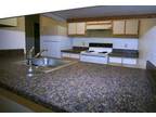 $525 / 2br - 827ft² - Apartment Homes at Aspen Villas (Redmond) 2br bedroom