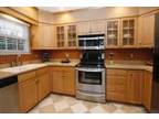 $1400 / 2br - 2 bd 2 bth, Luxury Condo Ritter Park Area (942 10th Avenue) (map)